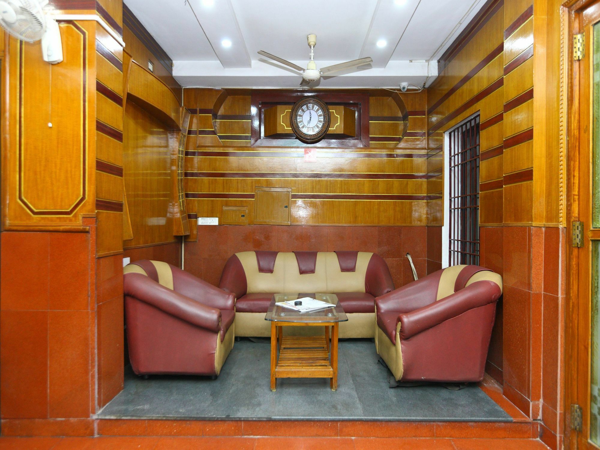 Oyo 9343 Jp Residency Otel Pondicherry Dış mekan fotoğraf